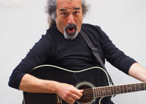 Daniel Higiénico, ‘Cancionólogos’ 